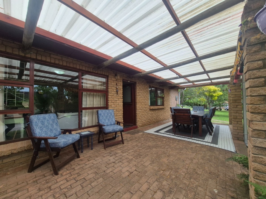 3 Bedroom Property for Sale in Brenton On Lake Western Cape